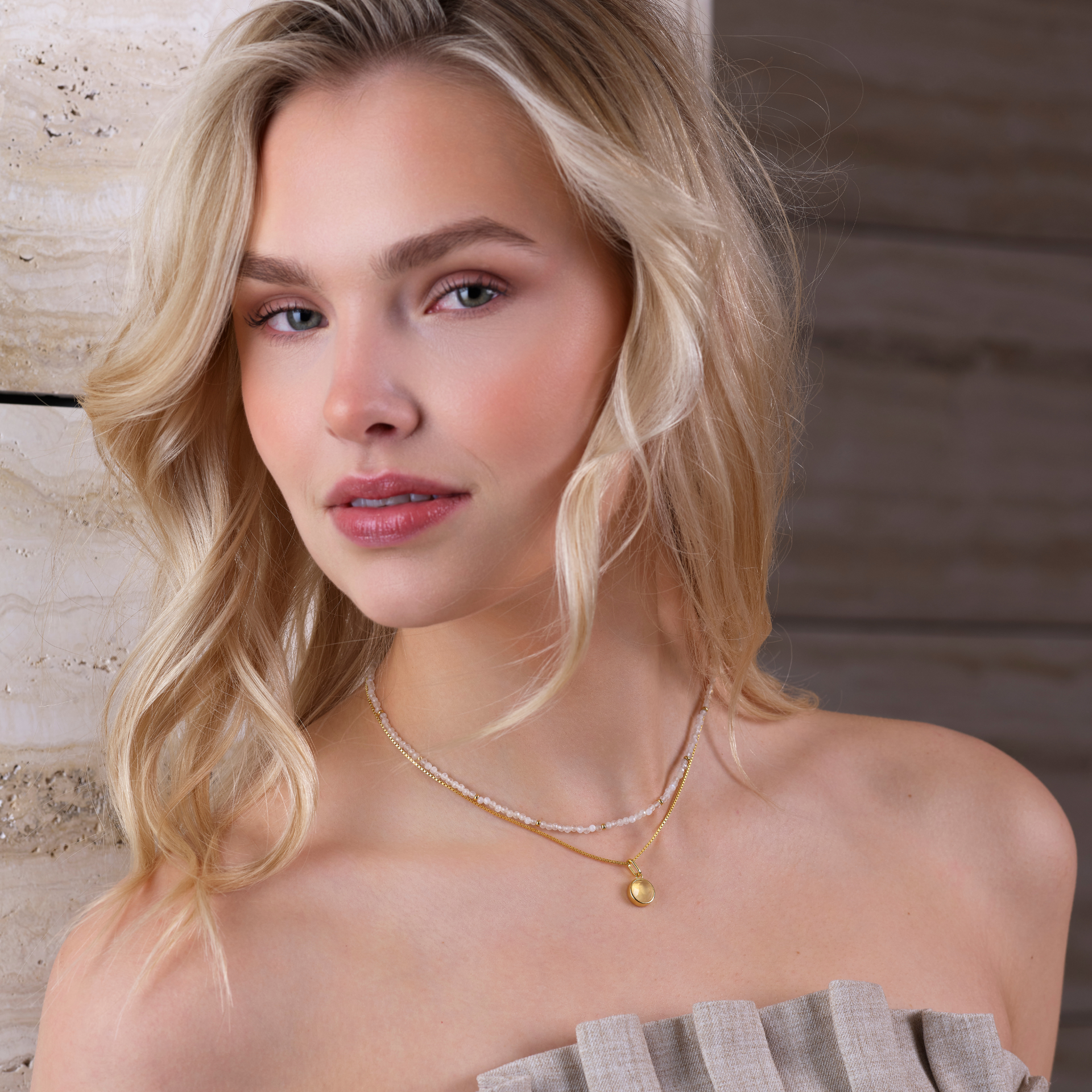 Nila Noor Amara Necklace Necklaces Moonstone