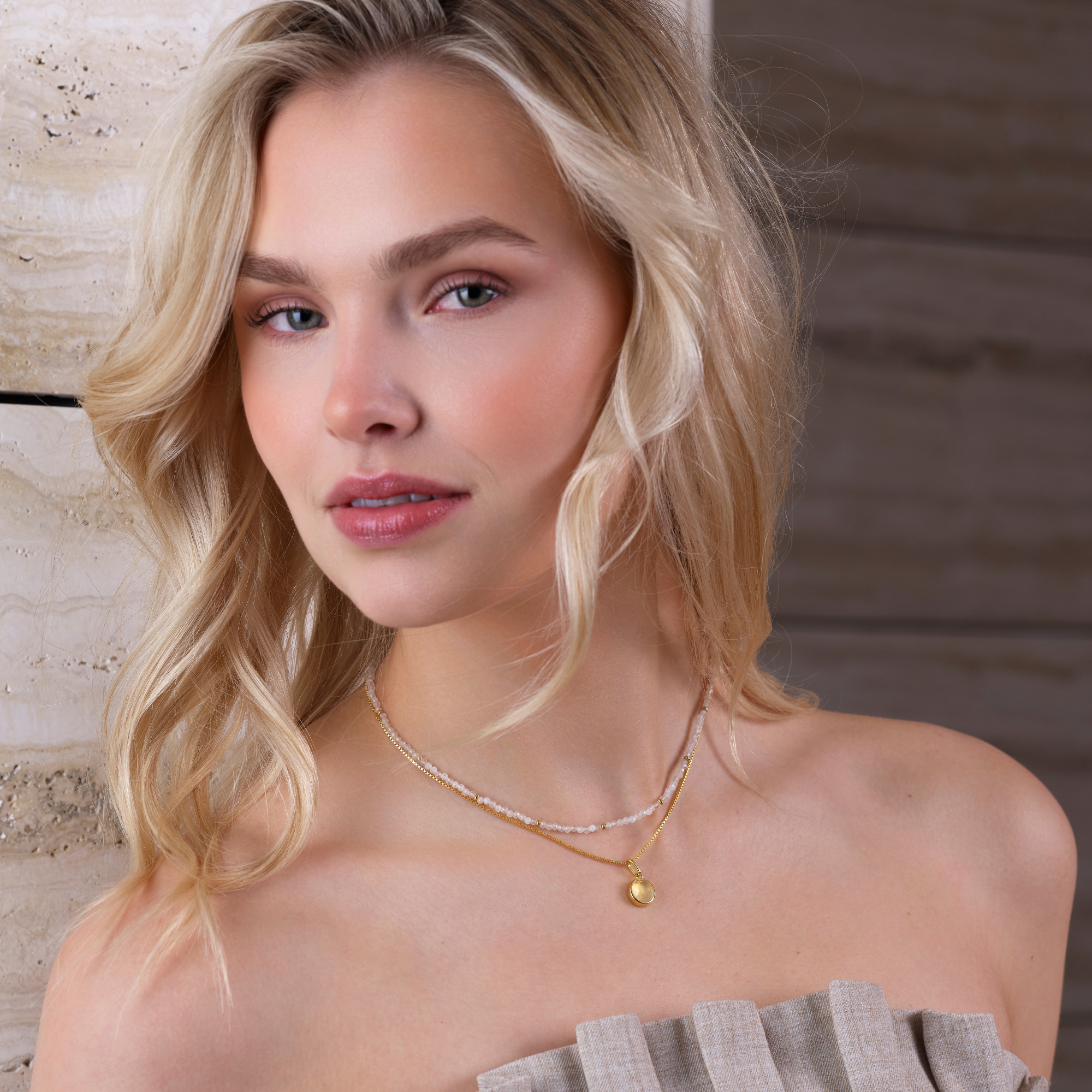 Nila Noor Selene Bezel Charm Pendants Moonstone