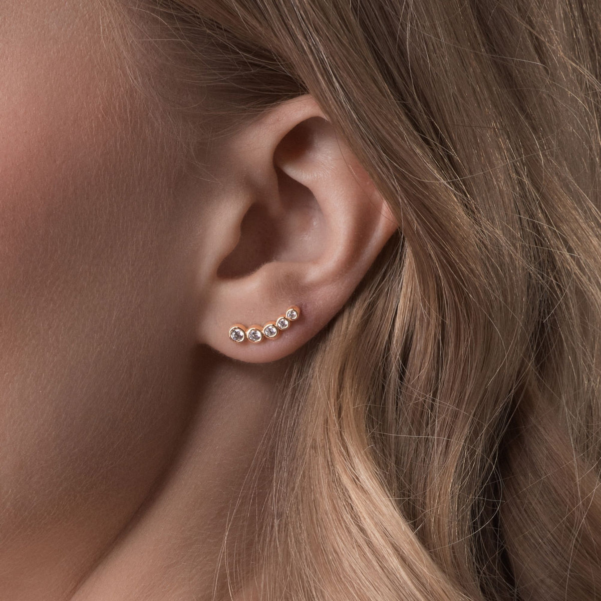 Nila Noor Sofie Stud Earrings Earrings